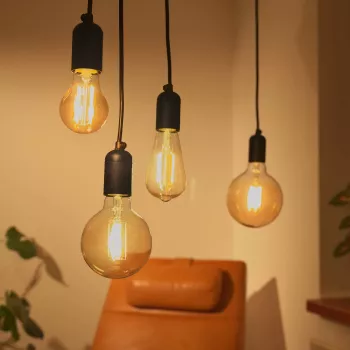 Chytrá žárovka Denver LBF-404 Wi-Fi černá transparentní energetická třída F