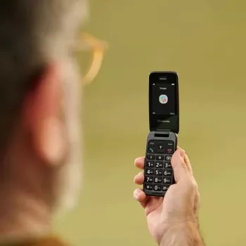 Panasonic KX-TU410EXB mobilní telefon véčko černý