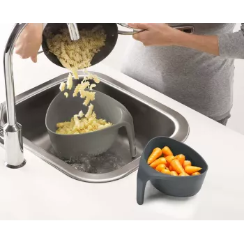 Sada cedníků Joseph Joseph Nest Colander šedá, 2 ks