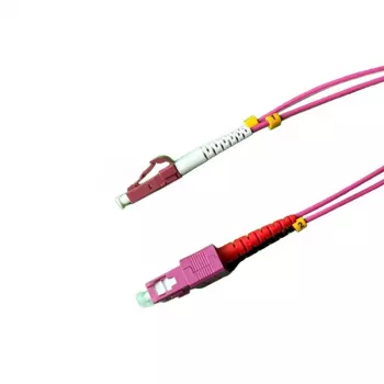 Grafenthal Optický kabel OM4 LC/UPC-SC/UPC LSZH 2,00m fialový