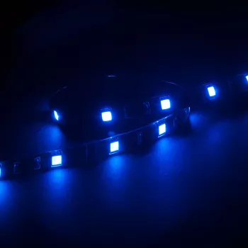 Akasa Vegas M AK-LD05-50BL modrý LED pásek pro osvětlení PC skříně, 50cm, magnetický, 12V