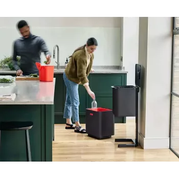 Odpadkový a recyklační koš Joseph Joseph Totem Max 60 l černý