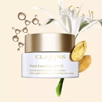 Revitalizační denní krém proti tmavým skvrnám CLARINS NUTRI-LUMIERE SPF15 50 ml
