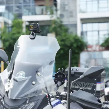 SUNNYLIFE držák s přísavkou na motocyklové čelní sklo kompatibilní s GoPro SJCAM Xiaomi DJI Insta360 ZJ846-D