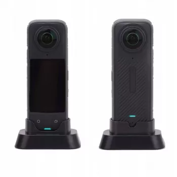 SUNNYLIFE mini stativový stojan pro Insta360 X4 akční kameru - černý, skládací stolní stativ se šroubem 1/4 inch-20, protiskluzové gumové nožky, kompaktní a přenosný