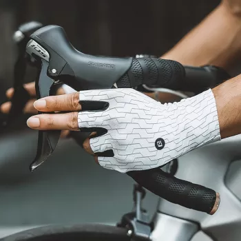 Silniční cyklistické rukavice ROCKBROS s půlprsty velikost L bílo-černé