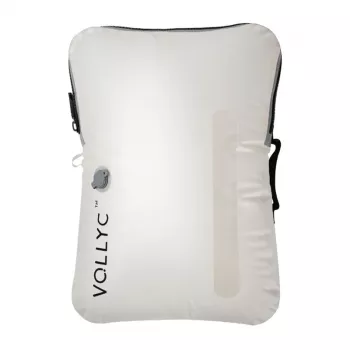 Kompresní vak Flextail EZYPACK Compression Cube, bílý – přenosná vakuová pumpa a sada úložných vaků