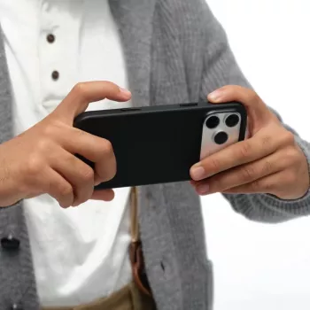 Moft Snap Movas MagSafe pouzdro pro iPhone 17 Pro Max černé