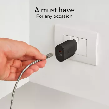 SBS TETR1CPD25 25W USB-C Power Delivery nástěnná nabíječka - černá