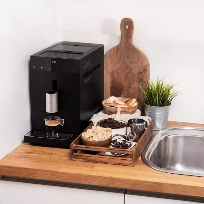 Espresso kávovar Cecotec Cremmaet Compact New