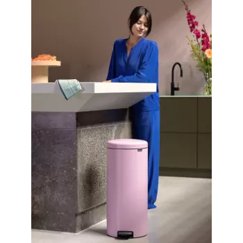 Brabantia Newicon 30 l šlapací koš lila růžový (255304)