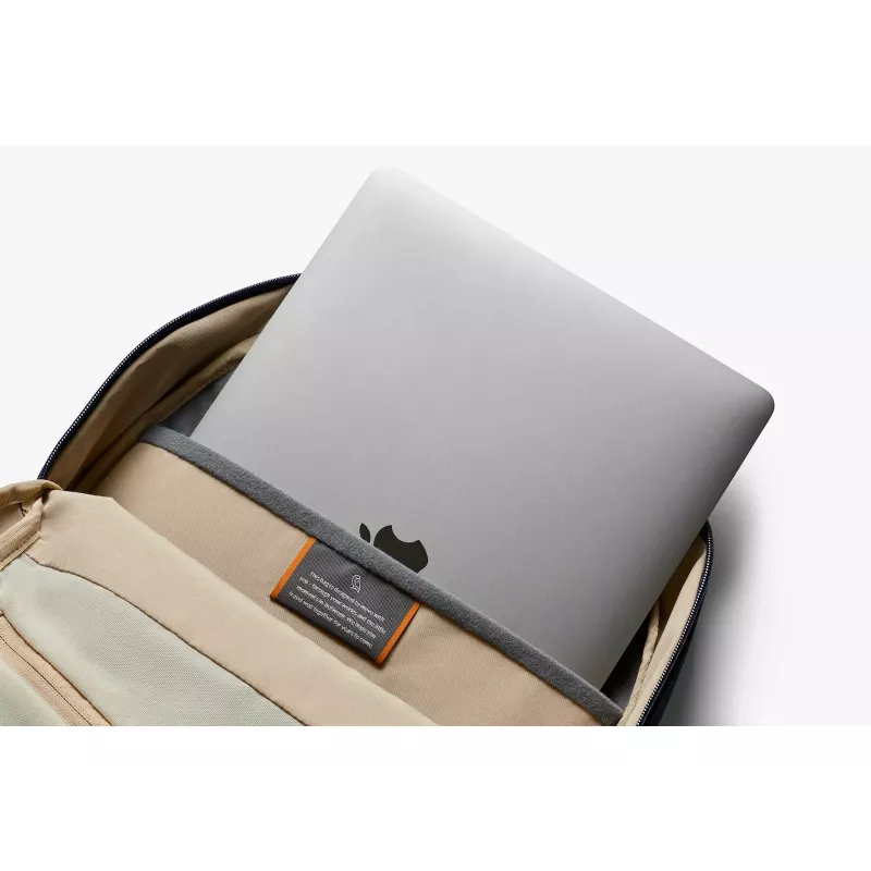 Bellroy batoh Via, modrý