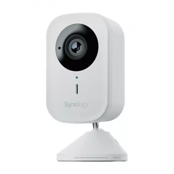 Synology CC410W 4MP Wi-Fi krychlová kamera s AI, 360° panoramatickým zobrazením, obousměrným zvukem, IP67, PoE