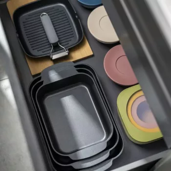 Guzzini EVERYWHERE BIO Set of 3 Bowls with Lids Assorted Colours