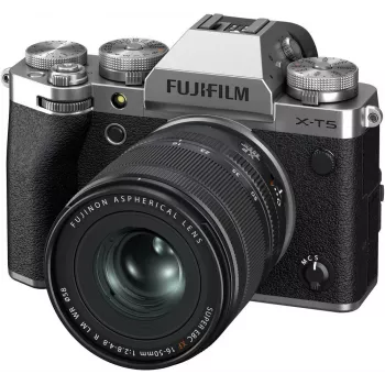 Fujifilm X-T5 / XF16-50mm F2.8-4.8 R LM WR mirrorless camera kit, silver (16939461)