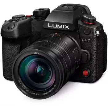 Panasonic Lumix DC-GH7LE Mirrorless Camera Body with 12-60mm Lens Kit - Black