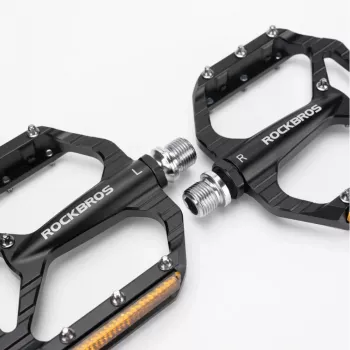 ROCKBROS C700 reflexní hliníkové platformové pedály, černé