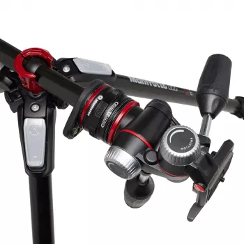 Karbonový stativ Manfrotto MK055CXPRO33WQR se 3 sekcemi nohou a hlavou XPRO 3-Way