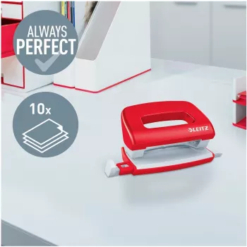LEITZ Mini NeXXt WOW 5060 červená děrovačka 10 listů 2dírová 5060-10-26