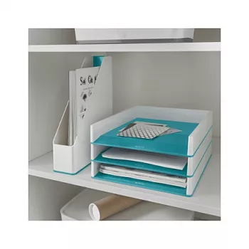 LEITZ WOW Duo Colour pořadač na dopisy A4 ledově modrá/bílá 5361-10-51