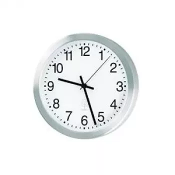 Rádiové nástěnné hodiny PEWETA z hliníku, průměr 40 cm, stříbrné (51.017.415)