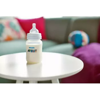Philips Avent Anti-Colic silikonové savičky na kojenecké lahve, rychlý tok, 6M+, 2 ks