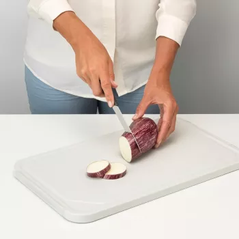 Brabantia ReNew krájecí prkénko / servírovací tác, velké, světle šedé
