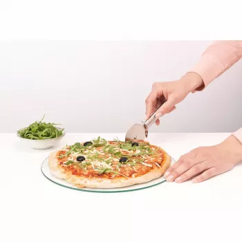 Kráječ na pizzové těsto Brabantia Profile, matná ocel